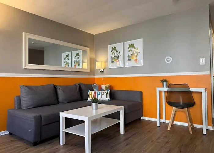 Apartment 2 Full 4 Bedrooms 12 Beds Parking Pittsburgh
